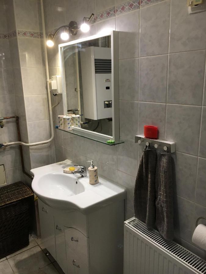 Ferienwohnung Orosz Apartmanhaz Gyula Exterior foto