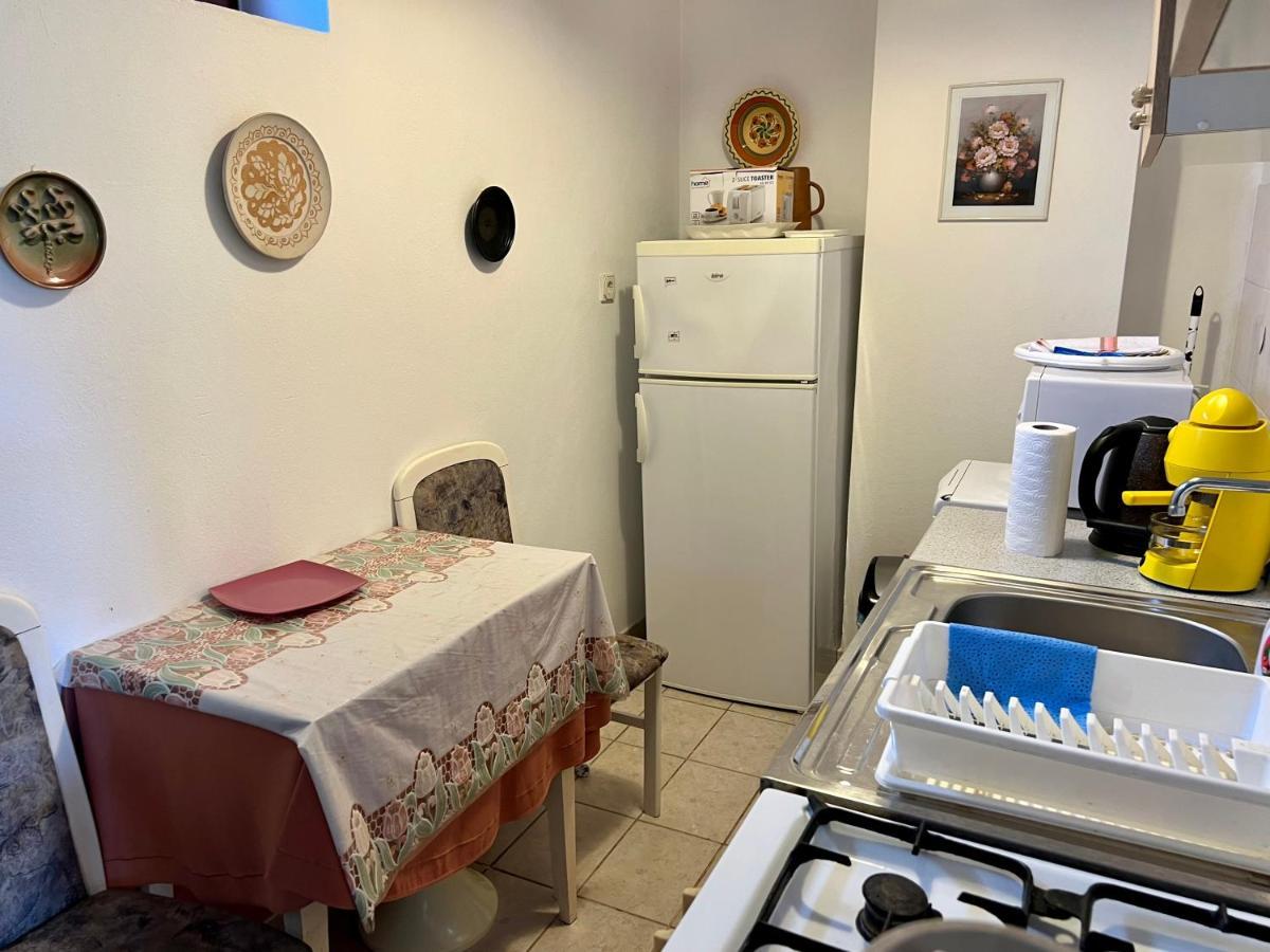 Ferienwohnung Orosz Apartmanhaz Gyula Exterior foto